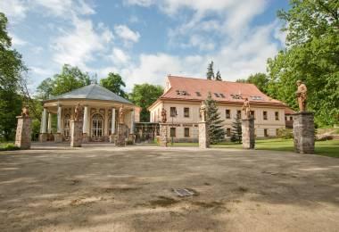 Kúpele Sklené Teplice Goetheho kúpeľný dom